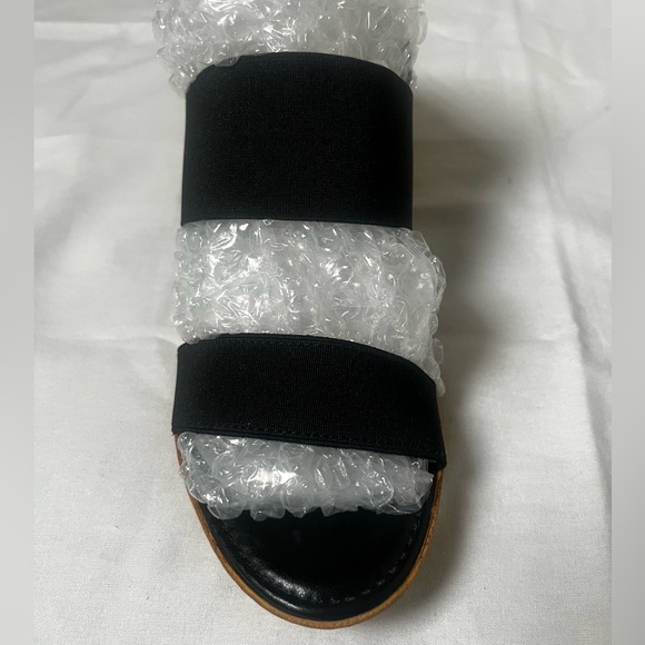 Elegant Black Women's Sandals - Picture 3 of 6